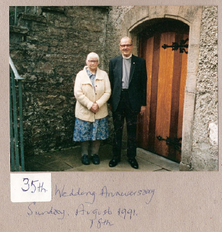 Revd Desmond Owen & his wife, Joyce